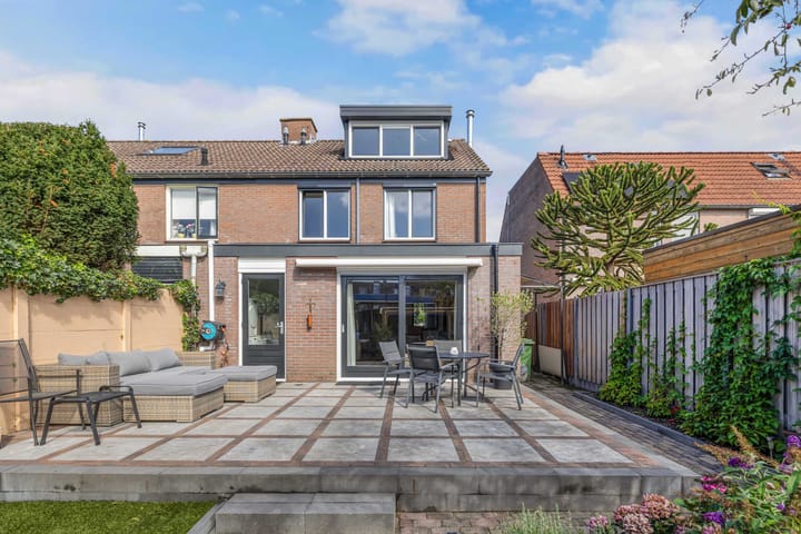 Strekdam 10 main image