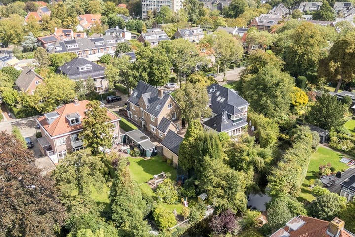 Foto 9 van Frederik Hendriklaan 14