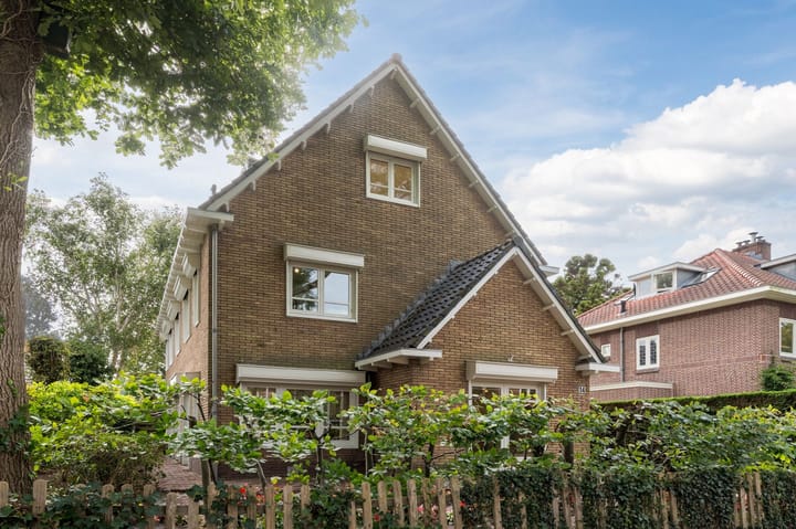 Foto 10 van Frederik Hendriklaan 14