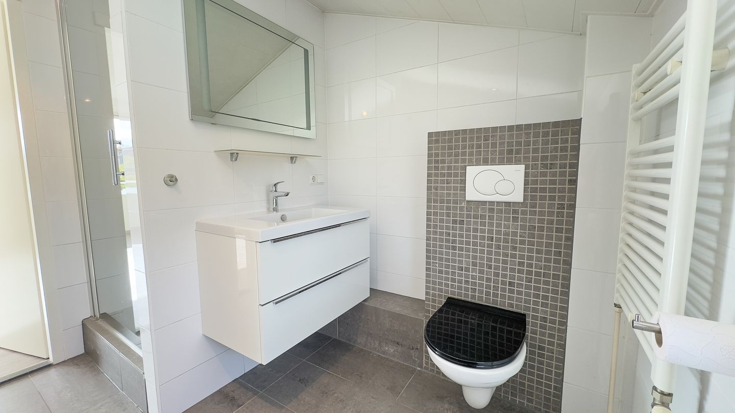 Foto 4 van Caspar Damstraat 25