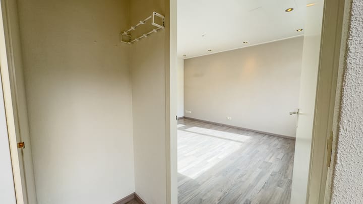 Photo 10 of Caspar Damstraat 25