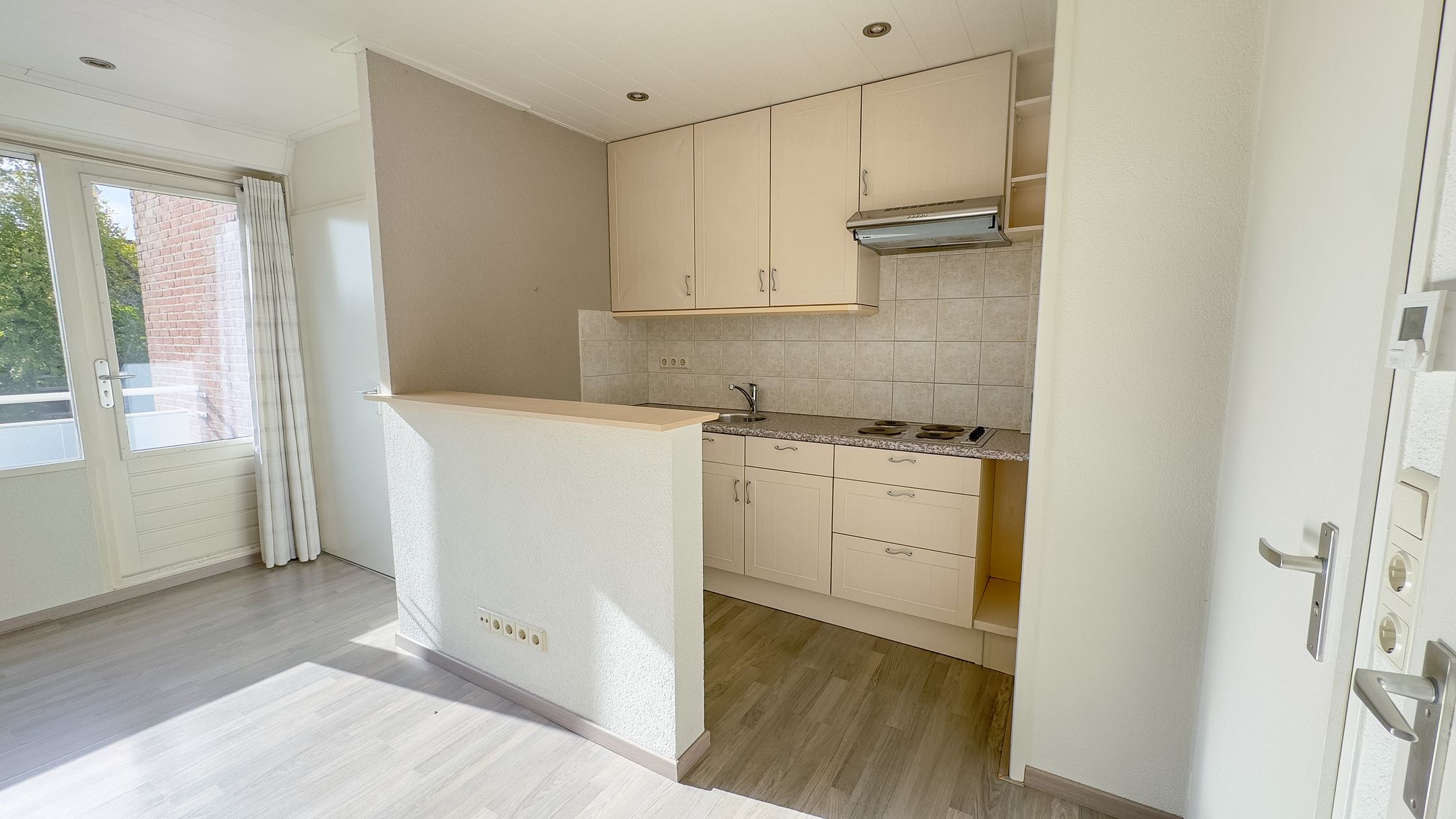 Foto 12 van Caspar Damstraat 25