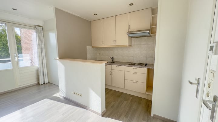 Photo 12 of Caspar Damstraat 25