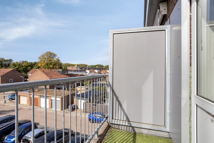 Foto 23 van Breitnerstraat 34