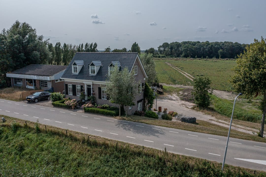 Photo 41 of Molendijk 45