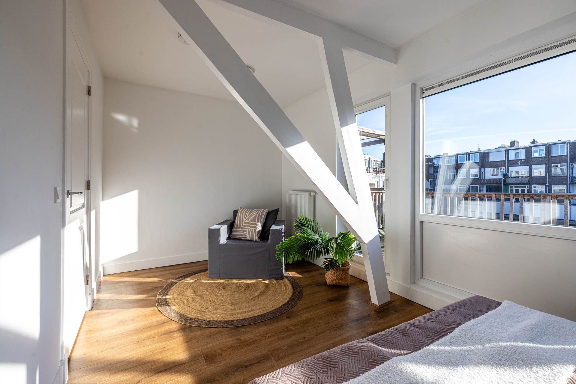 Foto 24 van Topaasstraat 10-A