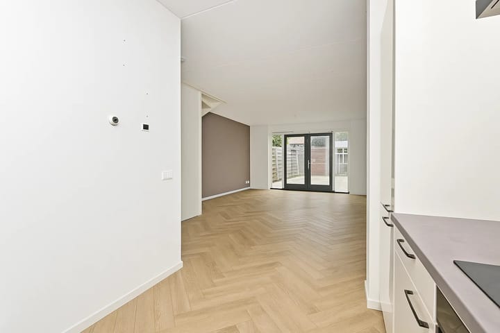 Foto 15 van Burgemeester Hendrixstraat 41