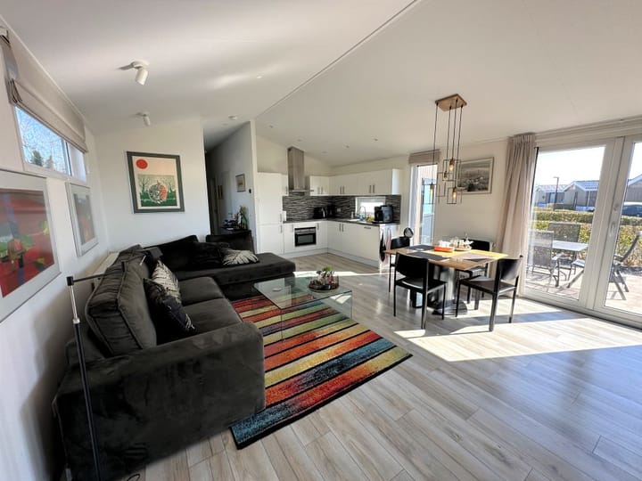 Foto 2 van Zuiderdijk 1-B079