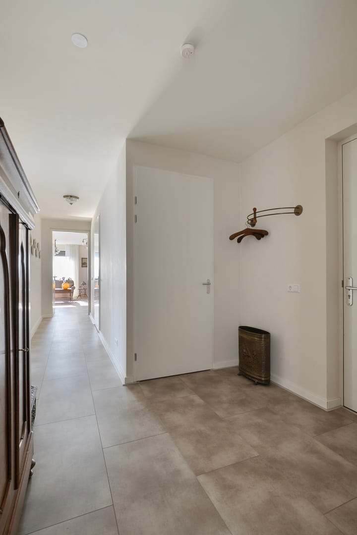 Photo 12 of Wilhelminastraat 77