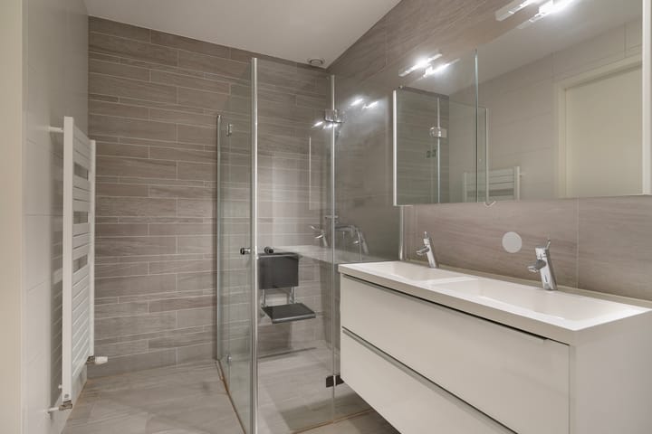 Photo 15 of Wilhelminastraat 77