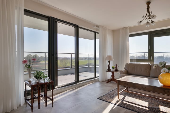 Photo 22 of Wilhelminastraat 77