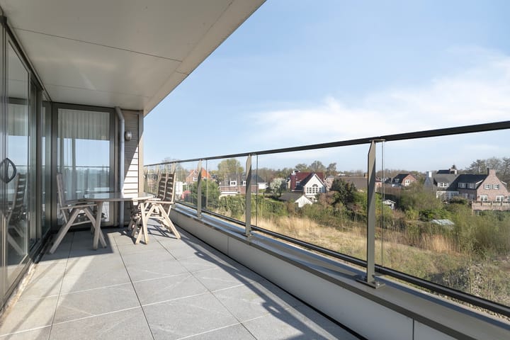 Photo 33 of Wilhelminastraat 77