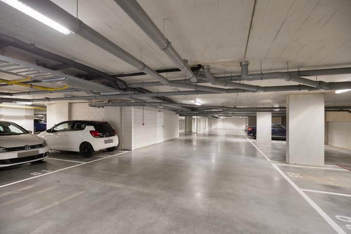 Photo 37 of Wilhelminastraat 77