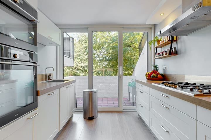 Foto 7 van Hermelijnvlinder 62