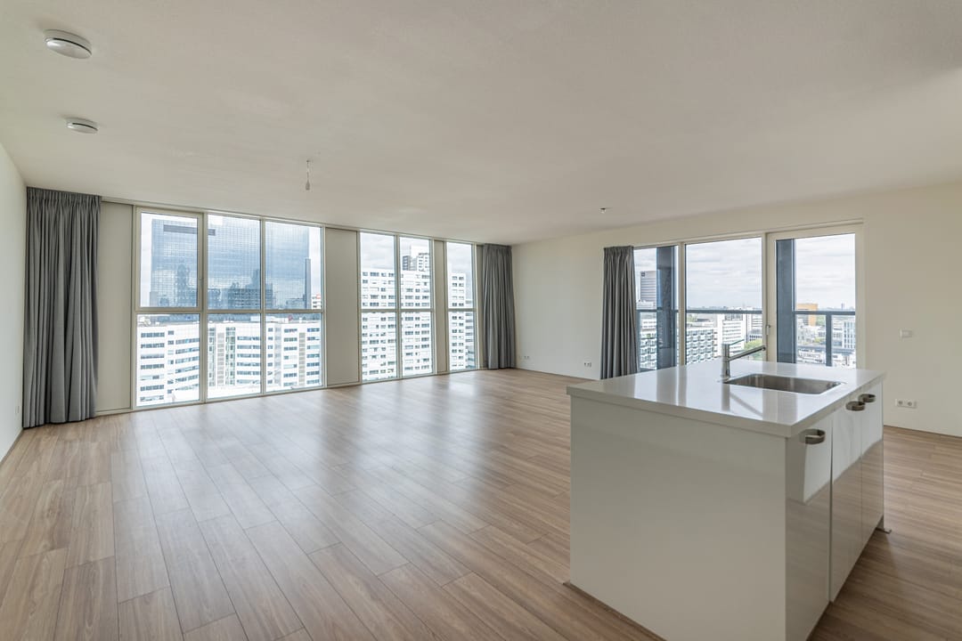 Foto 1 van Kruisplein 366