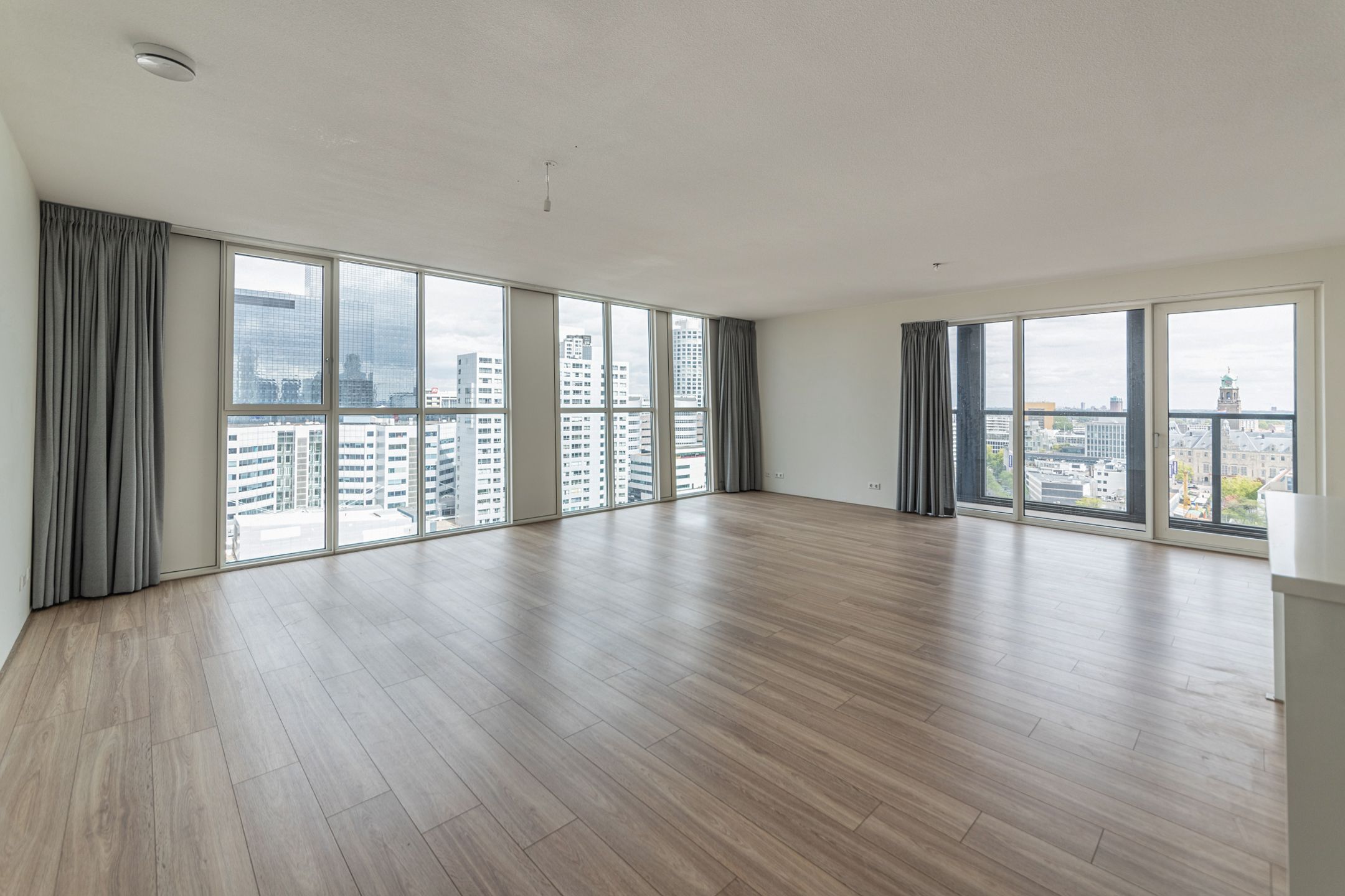 Foto 6 van Kruisplein 366