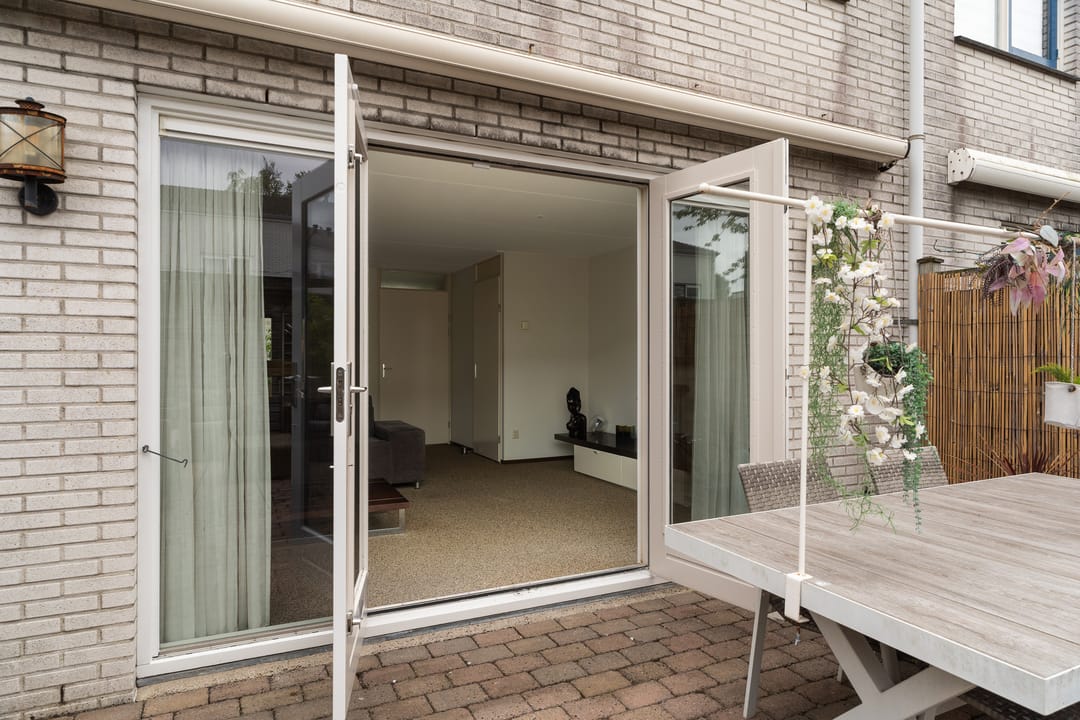Foto 43 van E. du Perronstraat 52