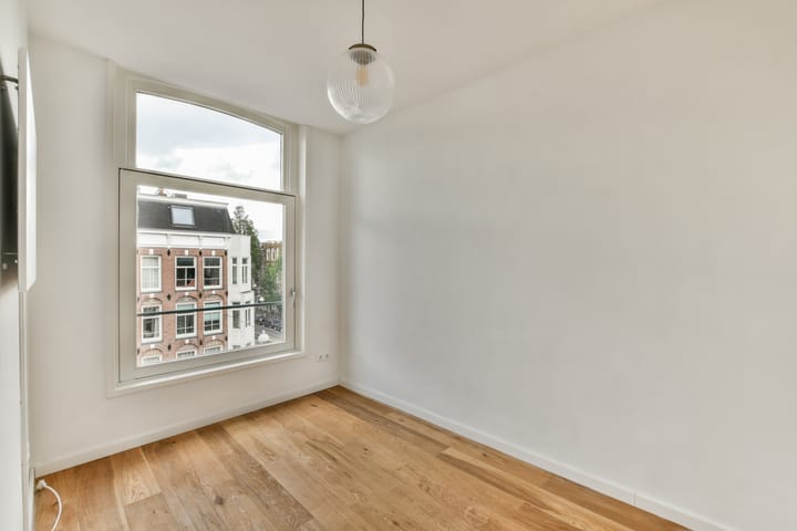 Photo 5 of Kinkerstraat 67-4V