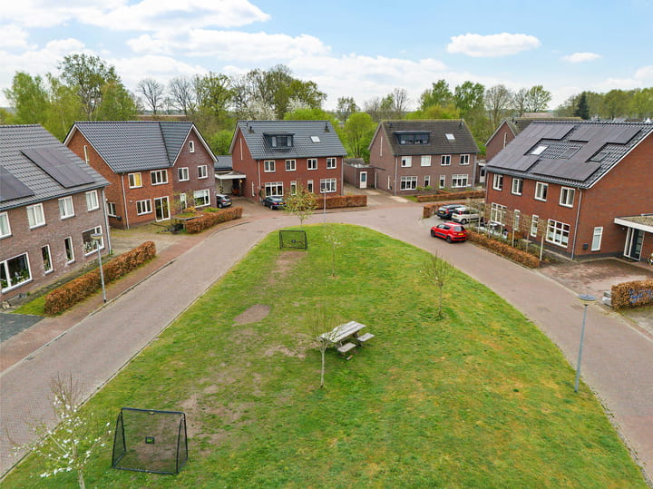 Foto 8 van De Kampen 10