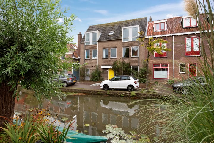 Buitenwatersloot 207, Delft