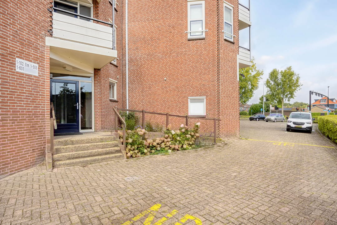 Foto 8 van Bodegraafsestraatweg 1-207