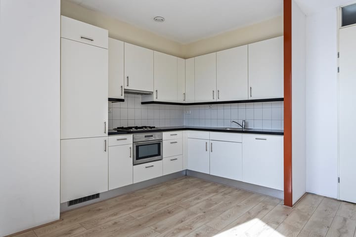 Foto 2 van Uitstraat 79