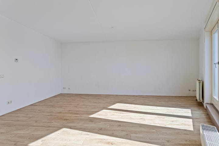 Foto 4 van Uitstraat 79