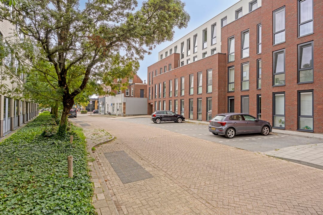 Foto 28 van Ernst Casimirstraat 82