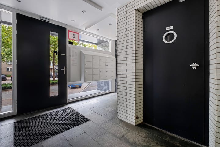 Photo 34 of Veenstraat 138