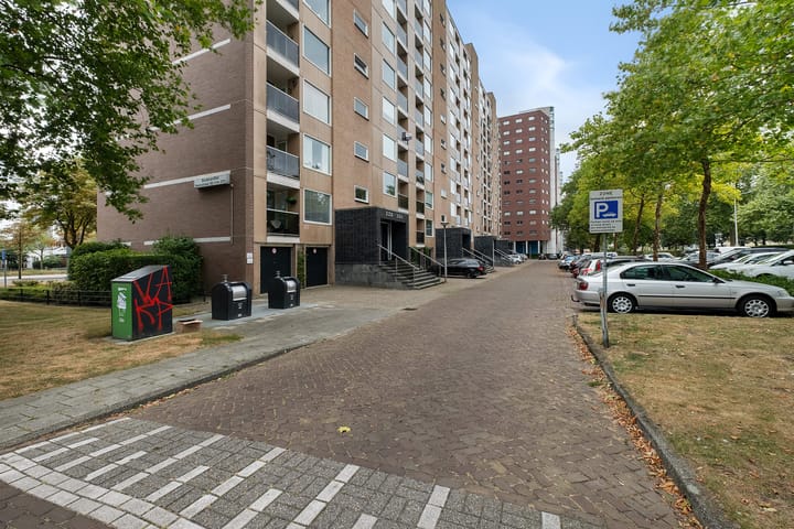 Photo 44 of Veenstraat 138