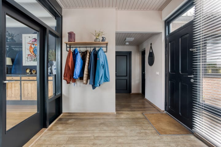 Photo 9 of Julianastraat 1