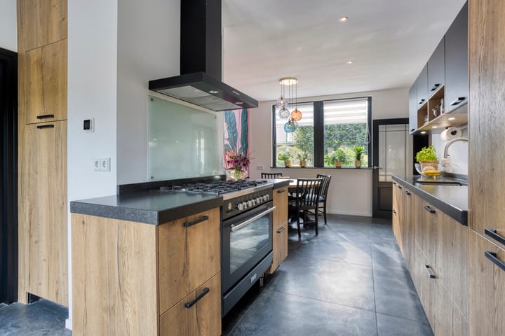 Photo 19 of Julianastraat 1