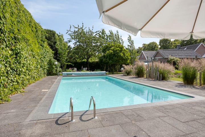 Photo 55 of Julianastraat 1