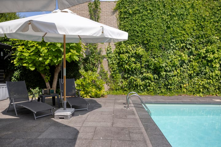 Photo 56 of Julianastraat 1