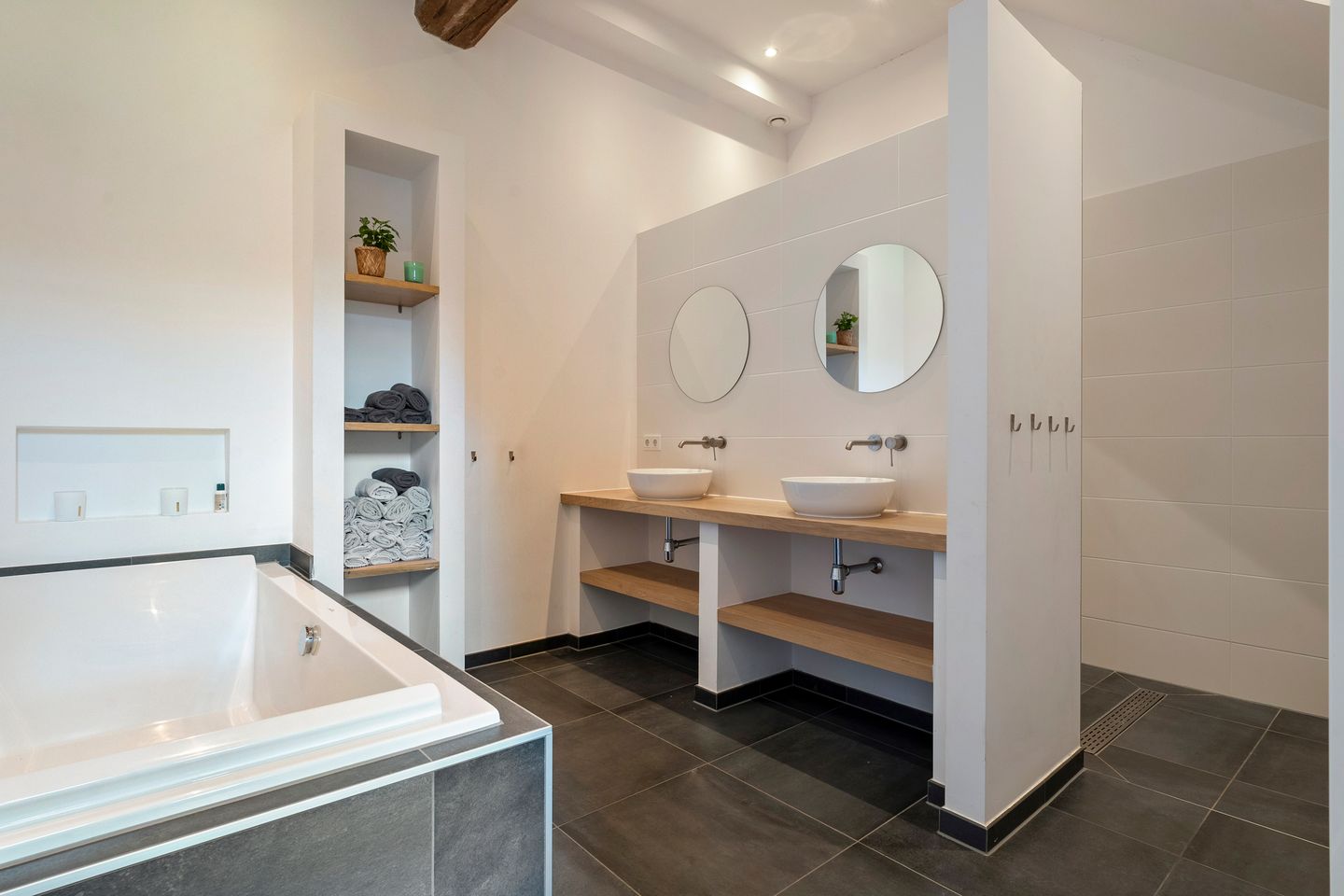 Photo 20 of Veldweg 3