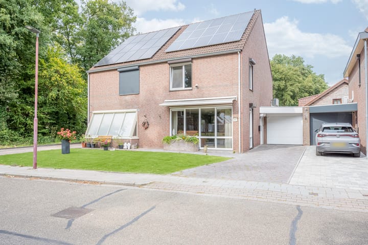 Foto 1 van van Doesburglaan 82