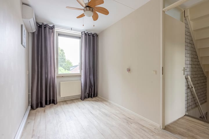 Foto 15 van van Doesburglaan 82