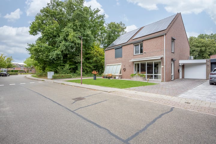 Foto 24 van van Doesburglaan 82