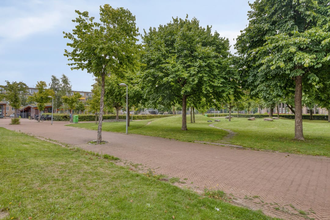 Foto 38 van Lanseloetstraat 17-3