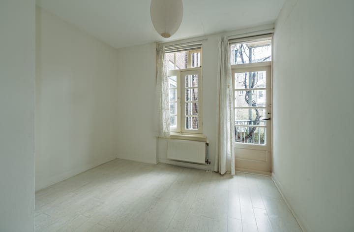 Photo 5 of Hillegomstraat 3-1