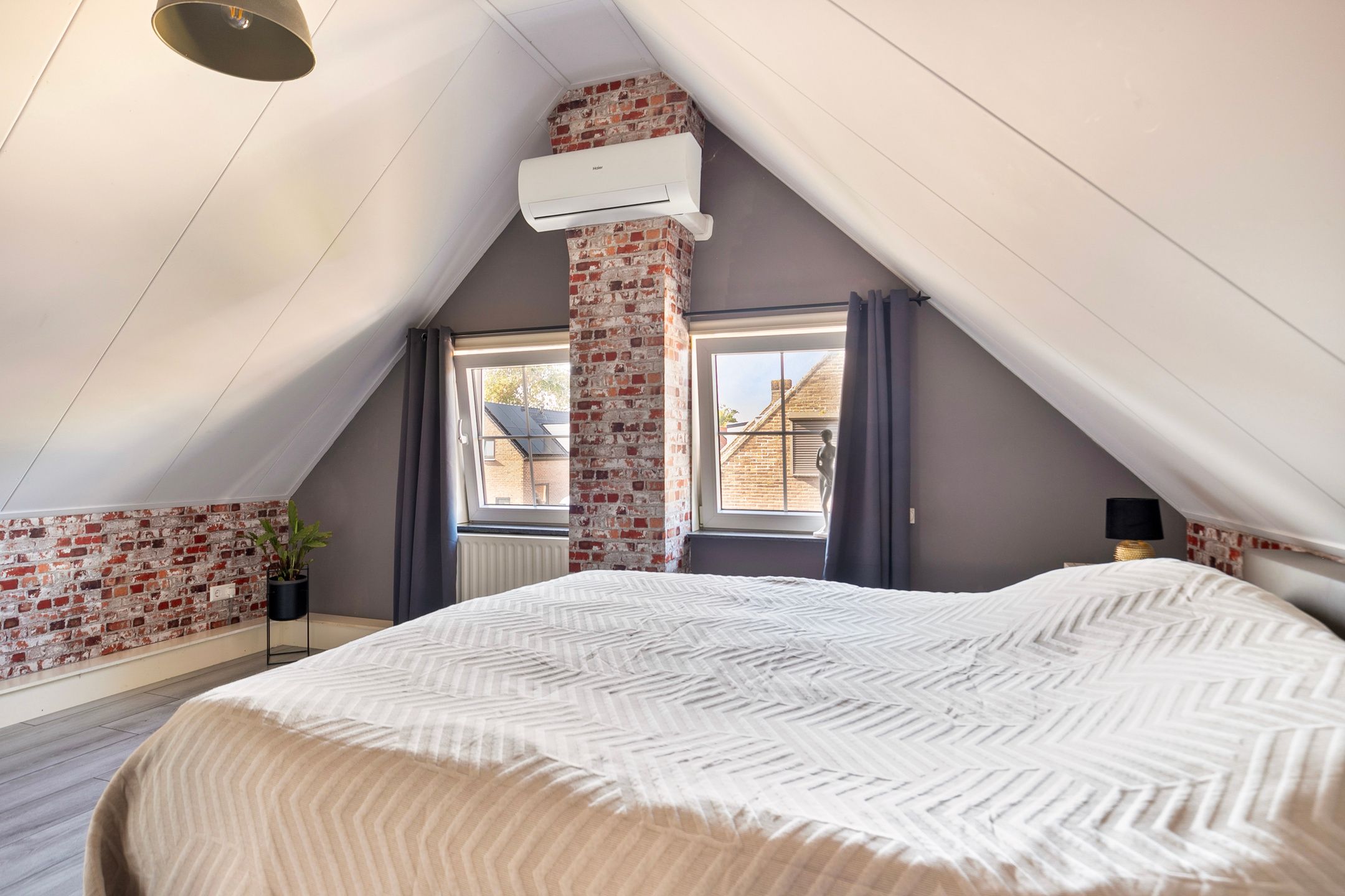 Photo 18 of Burg. Verplankeplein 12