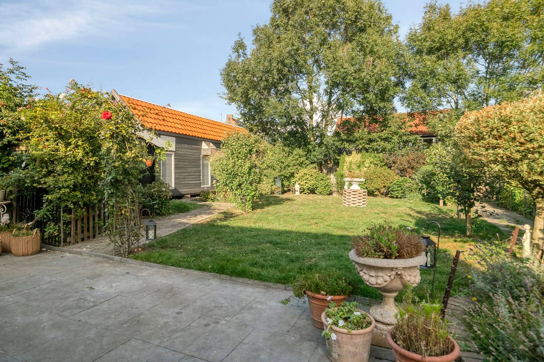 Photo 26 of Burg. Verplankeplein 12