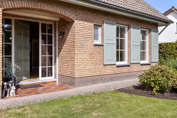 Photo 6 of Julianastraat 78