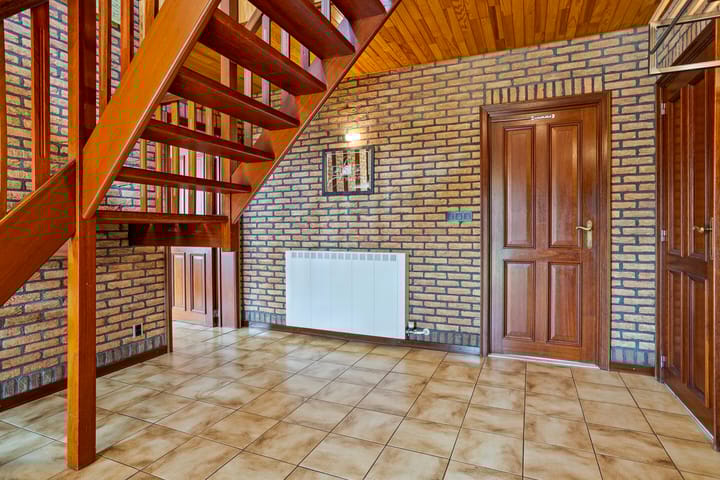 Photo 8 of Julianastraat 78