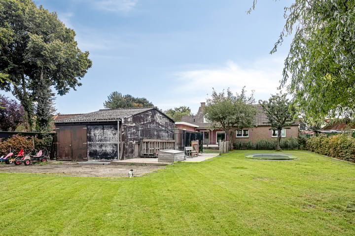 Photo 42 of Julianastraat 78