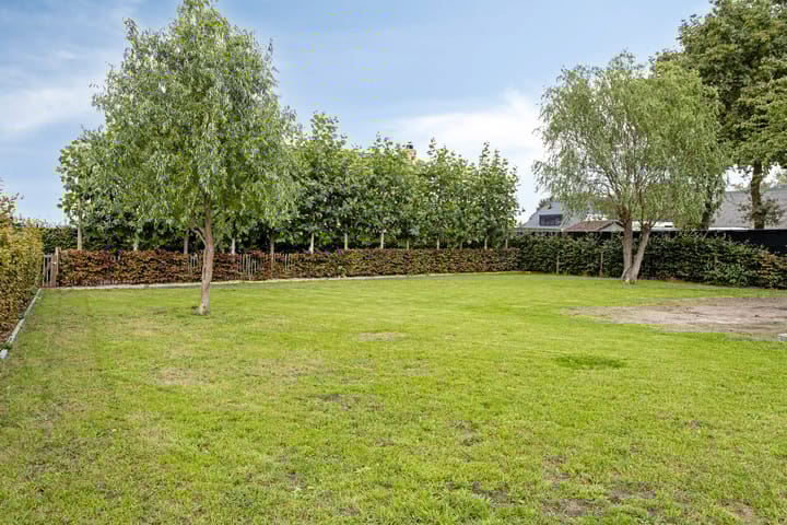 Photo 43 of Julianastraat 78