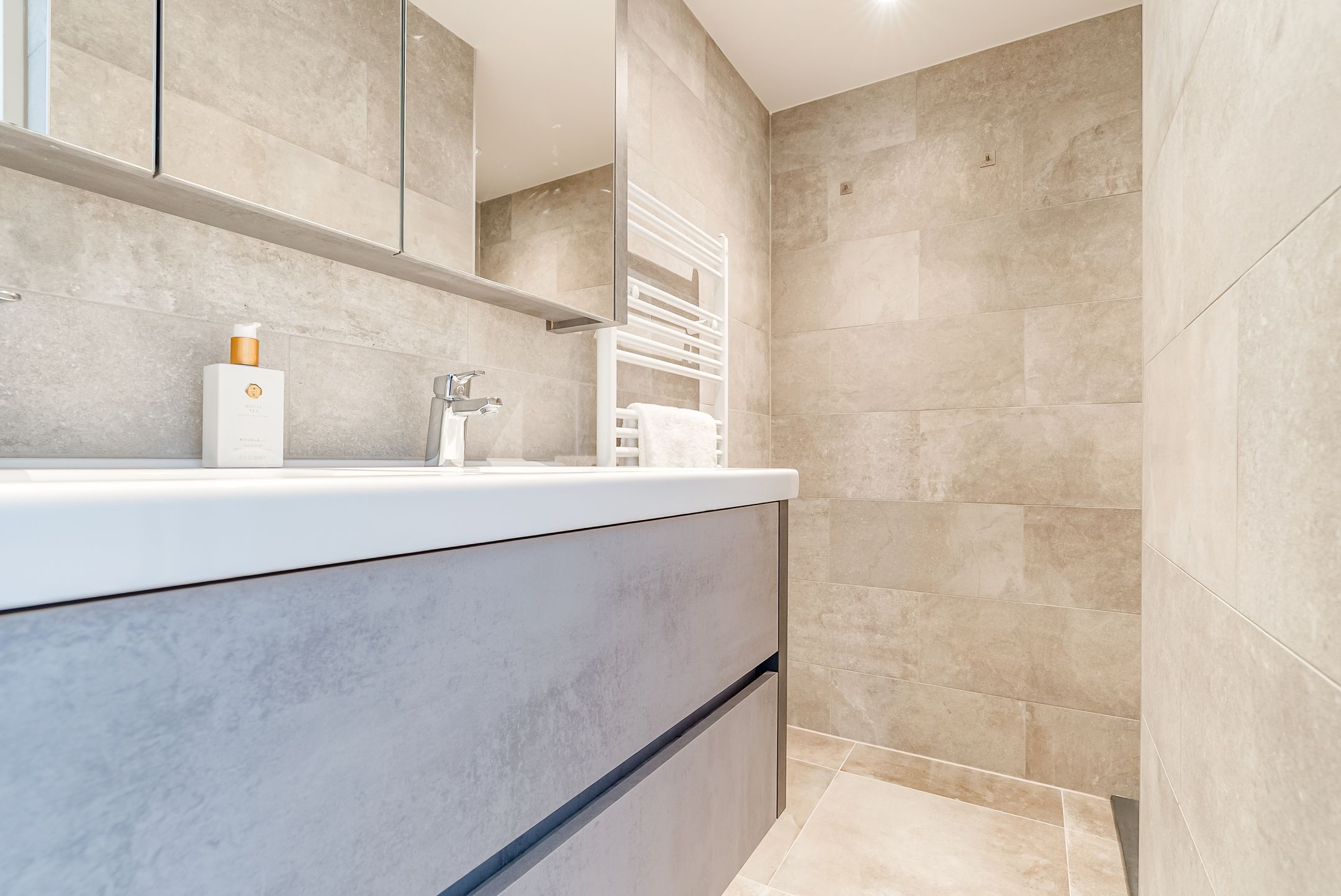 Foto 30 van Pinksterbloemweg 112