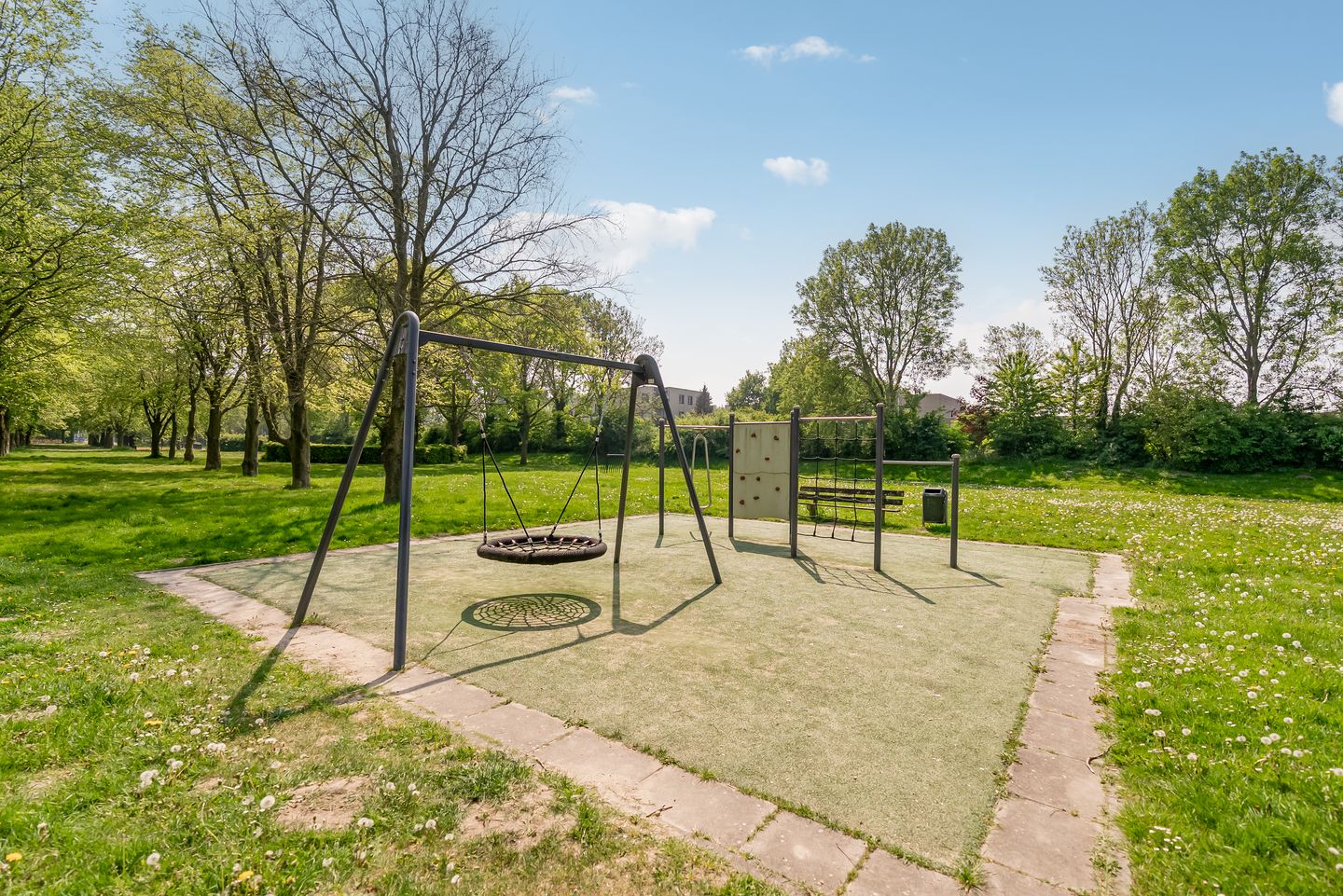 Foto 50 van Pinksterbloemweg 112