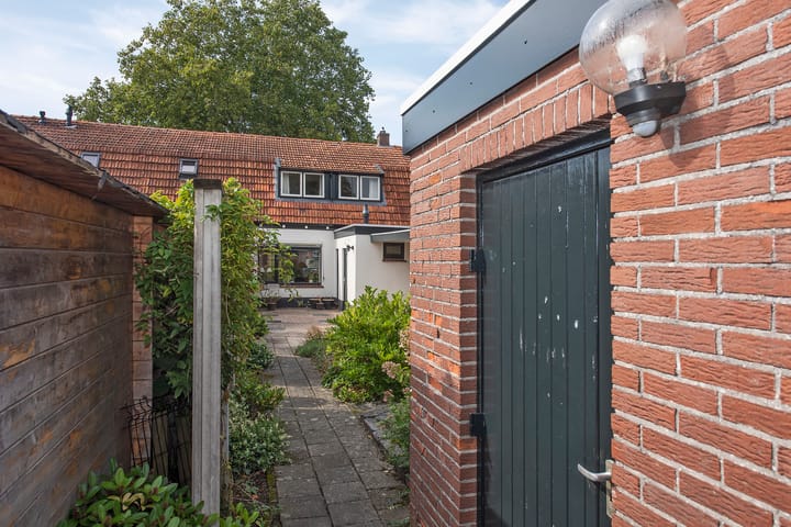 Foto 28 van Emmastraat 39