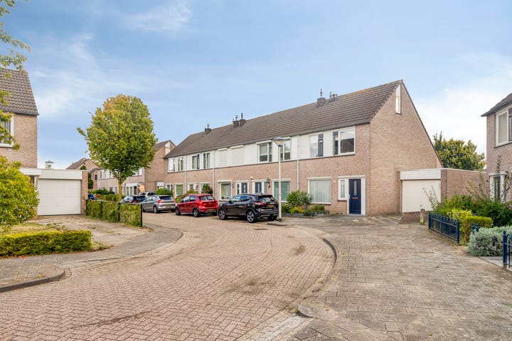 Foto 35 van Calsstraat 80